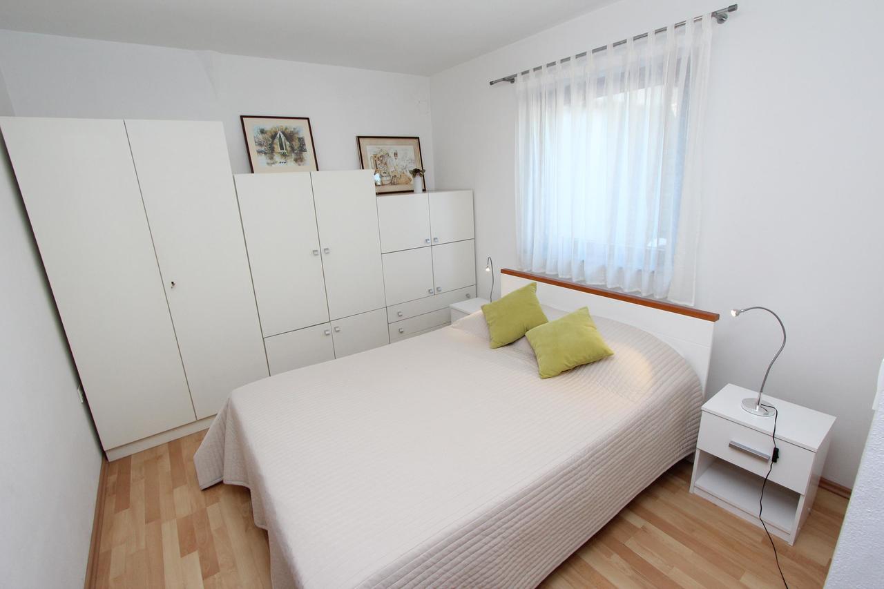 Apartment Irena Пула Экстерьер фото